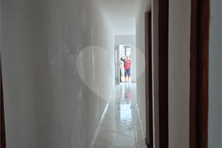 Casa à venda com 2 quartos em Vila Santa Helena, Atibaia, SP