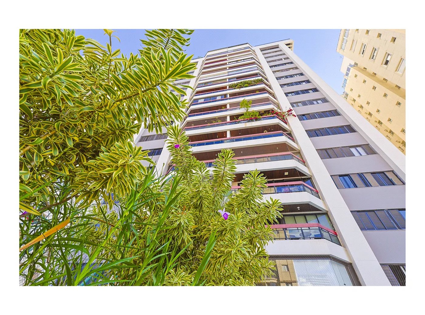 Apartamento à venda com 3 quartos, sendo 1 suíte, em Pinheiros, São Paulo, SP