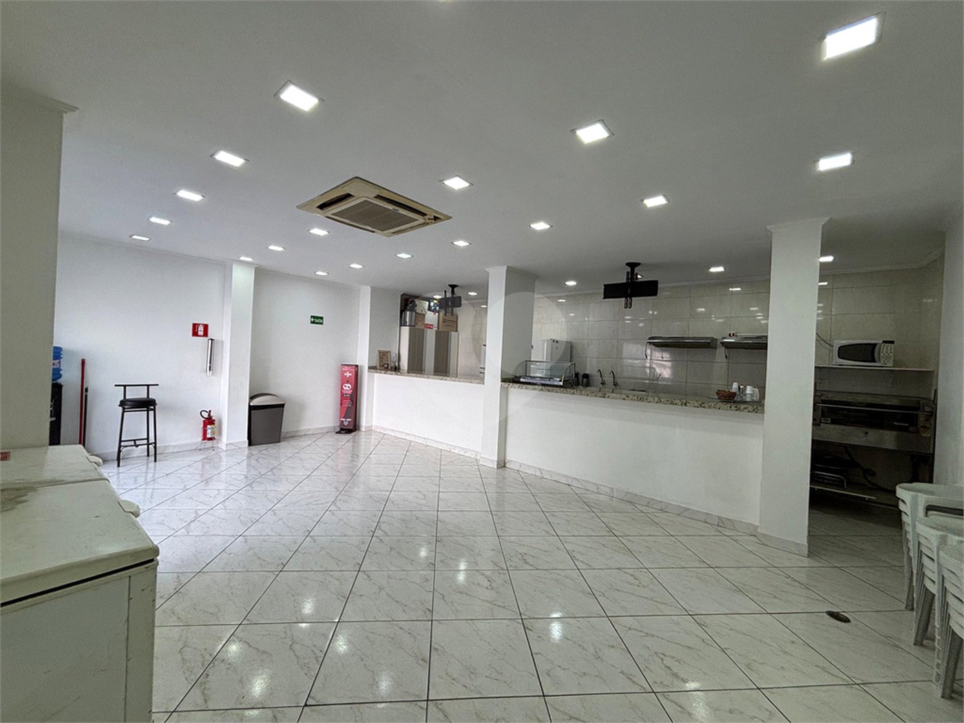 Prédio à venda em Sítio do Mandaqui, São Paulo, SP