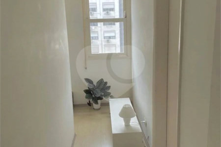Apartamento à venda com 3 quartos, sendo 1 suíte, em Cerqueira César, São Paulo, SP