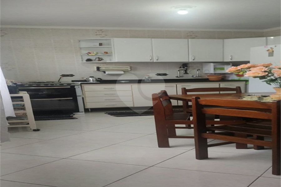 Casa à venda com 4 quartos, sendo 1 suíte, em Tremembé, São Paulo, SP