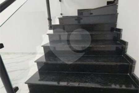 Casa à venda com 1 quarto, sendo 2 suítes, no condomínio Residencial Oliveira, São Paulo - SP
