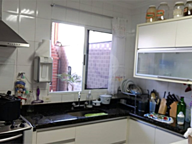 Casa à venda com 3 quartos, sendo 1 suíte,  no condomínio Residencial Água Fria, São Paulo - SP