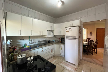 Casa à venda com 4 quartos, sendo 2 suítes, em Jardim Paulista, Sorocaba, SP