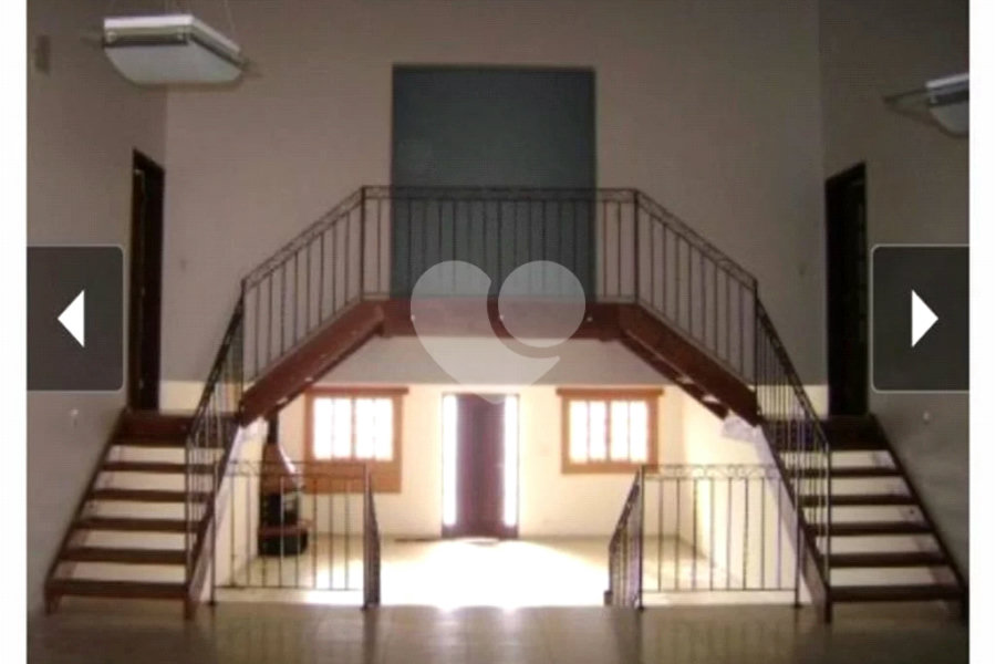 Sobrado à venda com 5 quartos, sendo 1 suíte, em Olho D'água, Mairiporã, SP