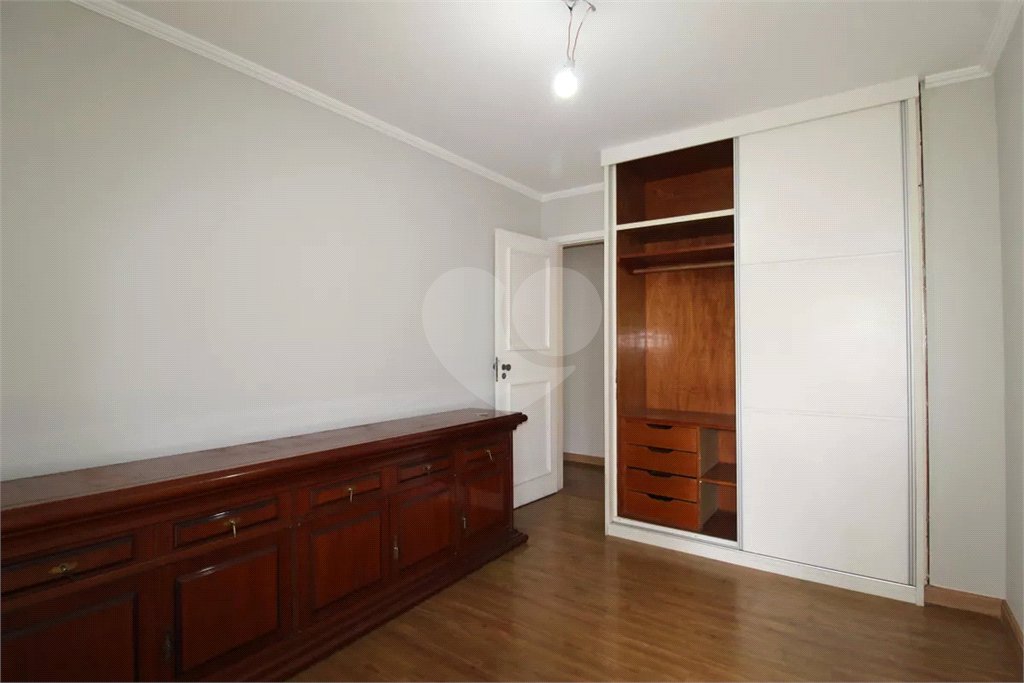 Apartamento à venda com 3 quartos, sendo 1 suíte,  em Vila Uberabinha, São Paulo, SP