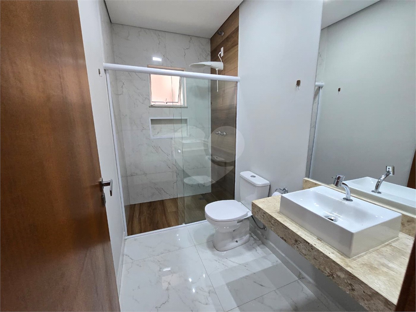 Casa para alugar com 3 quartos, sendo 1 suíte,  em Vila Rosa, Itapetininga, SP