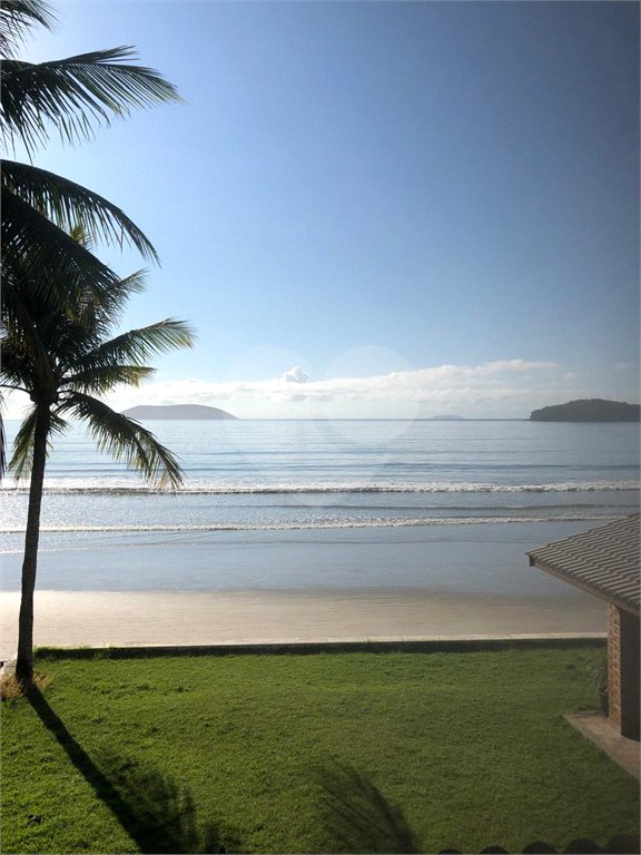 Casa à venda com 6 quartos, sendo 4 suítes,  em Maranduba, Ubatuba, SP