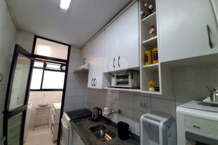 Apartamento para alugar com 3 quartos, sendo 1 suíte, em Vila Olímpia, São Paulo, SP
