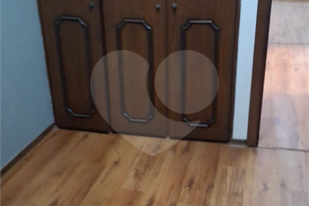 Casa à venda com 3 quartos, sendo 1 suíte,  em Brooklin Paulista, São Paulo, SP