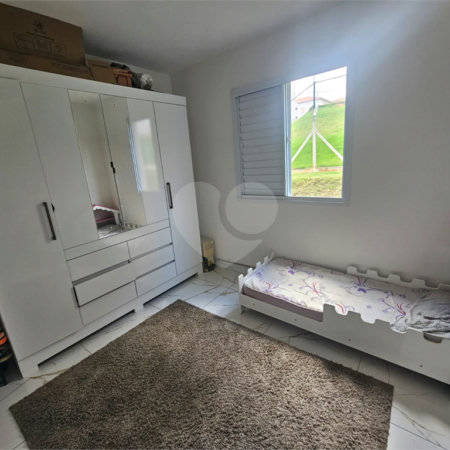 Apartamento à venda com 2 quartos em Sítios Frutal, Valinhos, SP