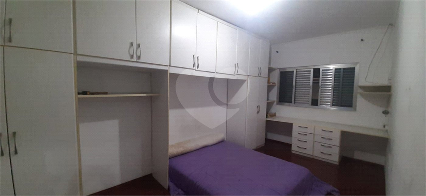 Sobrado à venda com 5 quartos, sendo 1 suíte,  em Vila Rosália, Guarulhos, SP