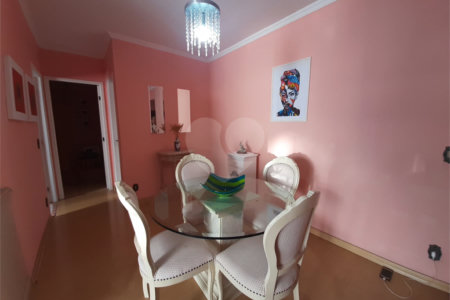 Apartamento à venda com 2 quartos, sendo 1 suíte, em Alto da Lapa, São Paulo, SP