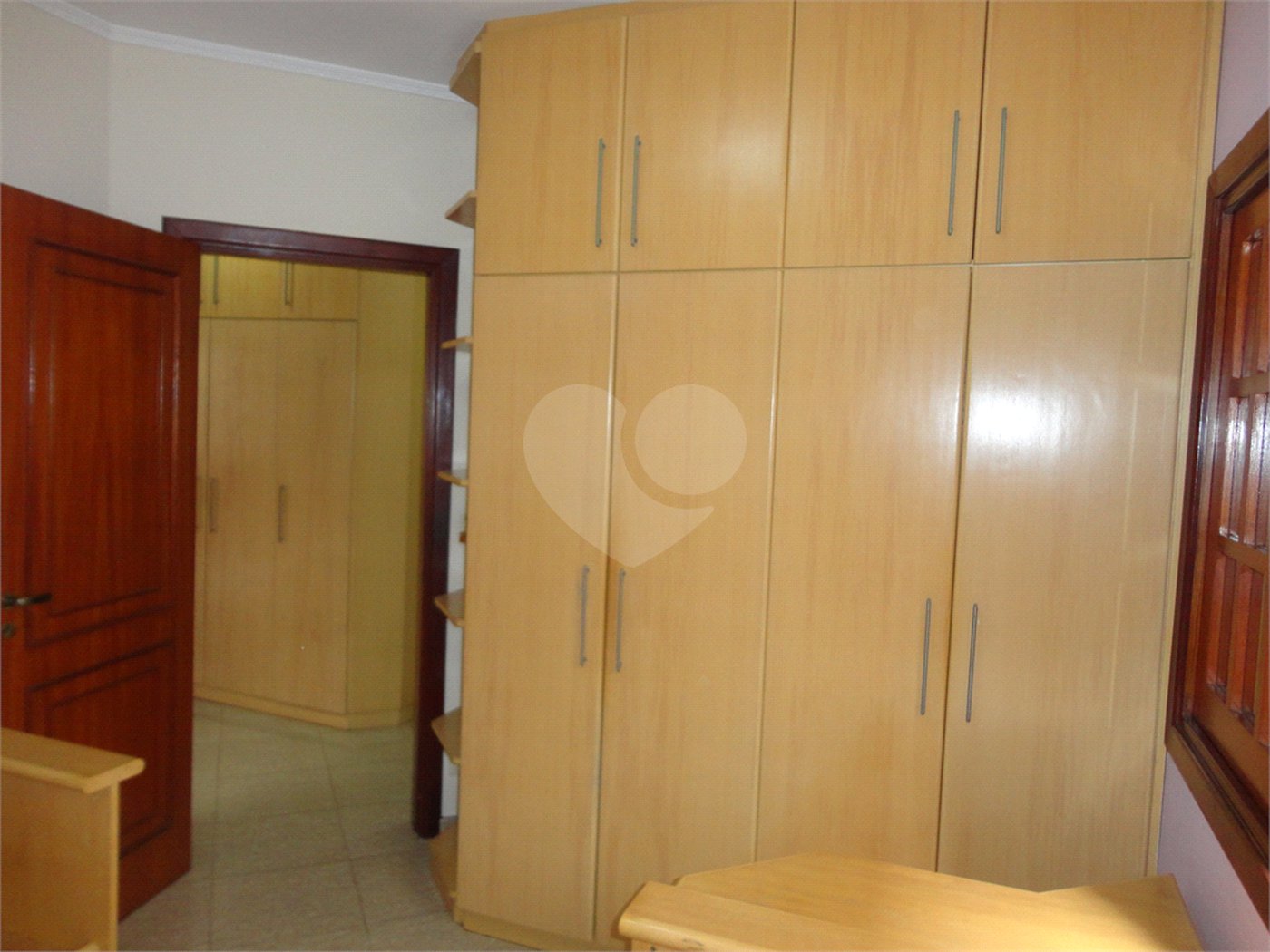 Casa à venda com 3 quartos, sendo 1 suíte, em Santa Marina, Valinhos, SP