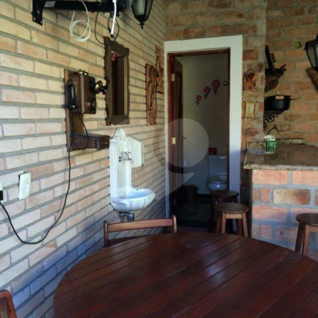Sobrado à venda com 5 quartos, sendo 4 suítes,  em Vila Mazzei, São Paulo, SP