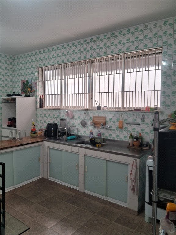 Casa à venda com 3 quartos, sendo 2 suítes, no condomínio Rio Bon, Rio de Janeiro - RJ