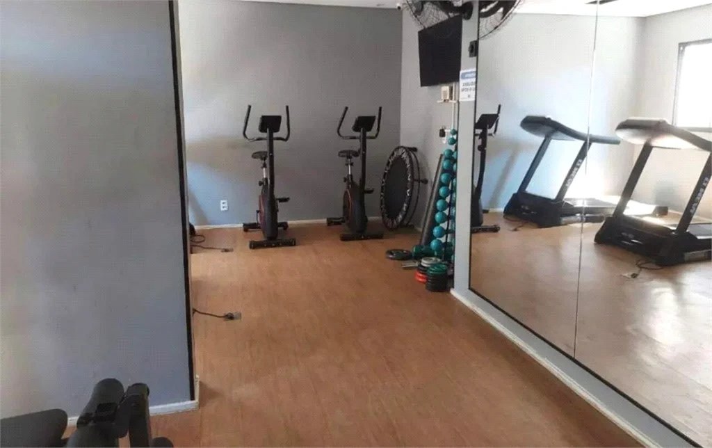 Apartamento à venda com 2 quartos em Parque Maria Helena, São Paulo, SP