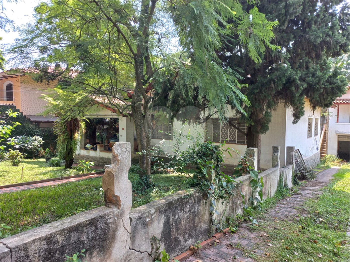 Terreno à venda com 2 quartos, sendo 1 suíte, em Jardim Floresta, São Paulo, SP