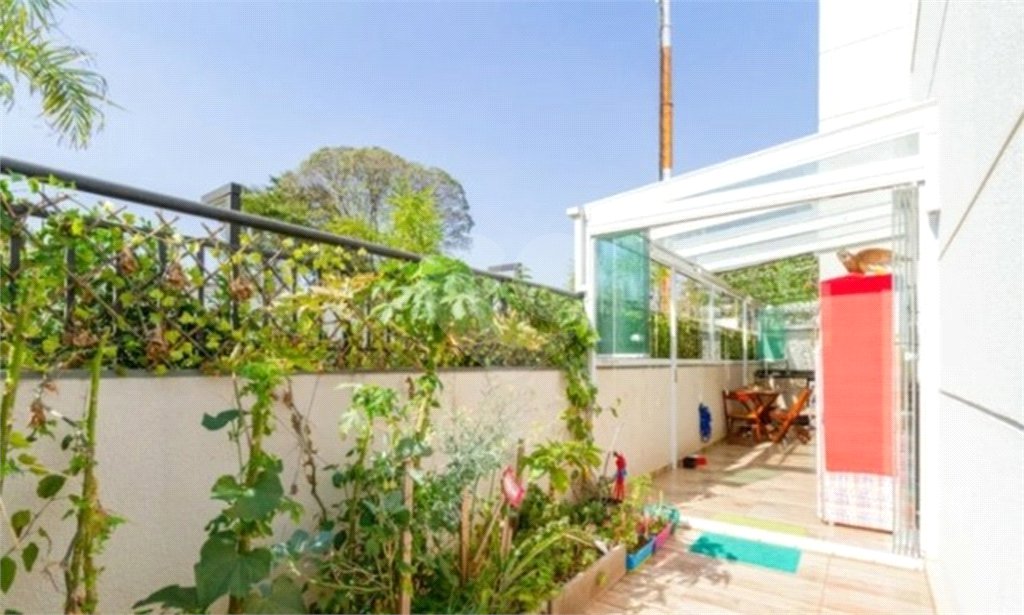 Apartamento à venda com 3 quartos, sendo 1 suíte, em Vila Guilherme, São Paulo, SP