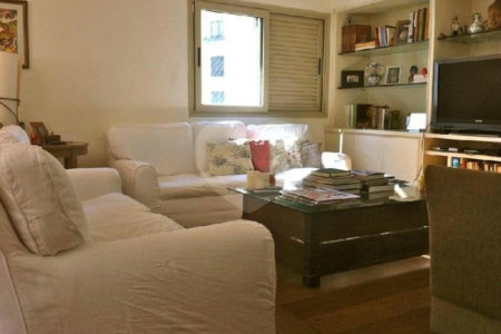 Apartamento à venda com 3 suítes em Vila Morumbi, São Paulo, SP