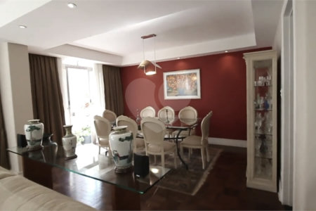Apartamento à venda com 3 quartos, sendo 1 suíte, em Higienópolis, São Paulo, SP
