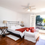 Casa à venda com 5 quartos, sendo 4 suítes, no condomínio Bounganville, São Paulo - SP