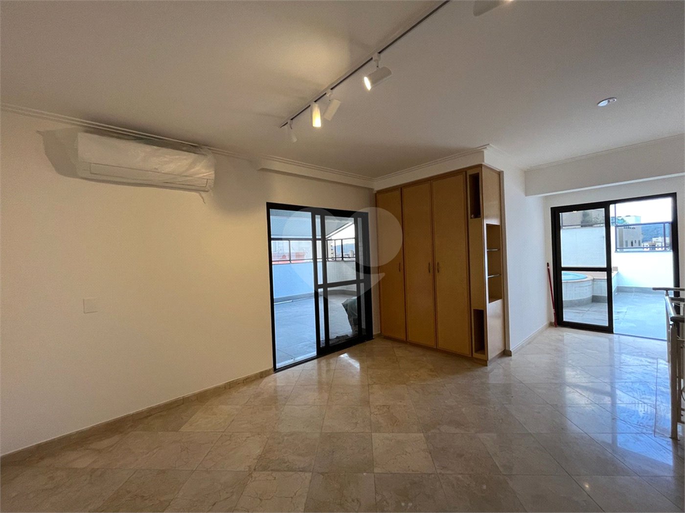 Apartamento à venda com 3 suítes em Santana, São Paulo, SP