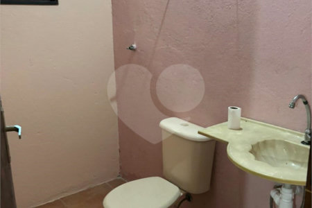 Sobrado à venda com 3 quartos, sendo 2 suítes, em Vila Correa, Ferraz de Vasconcelos, SP