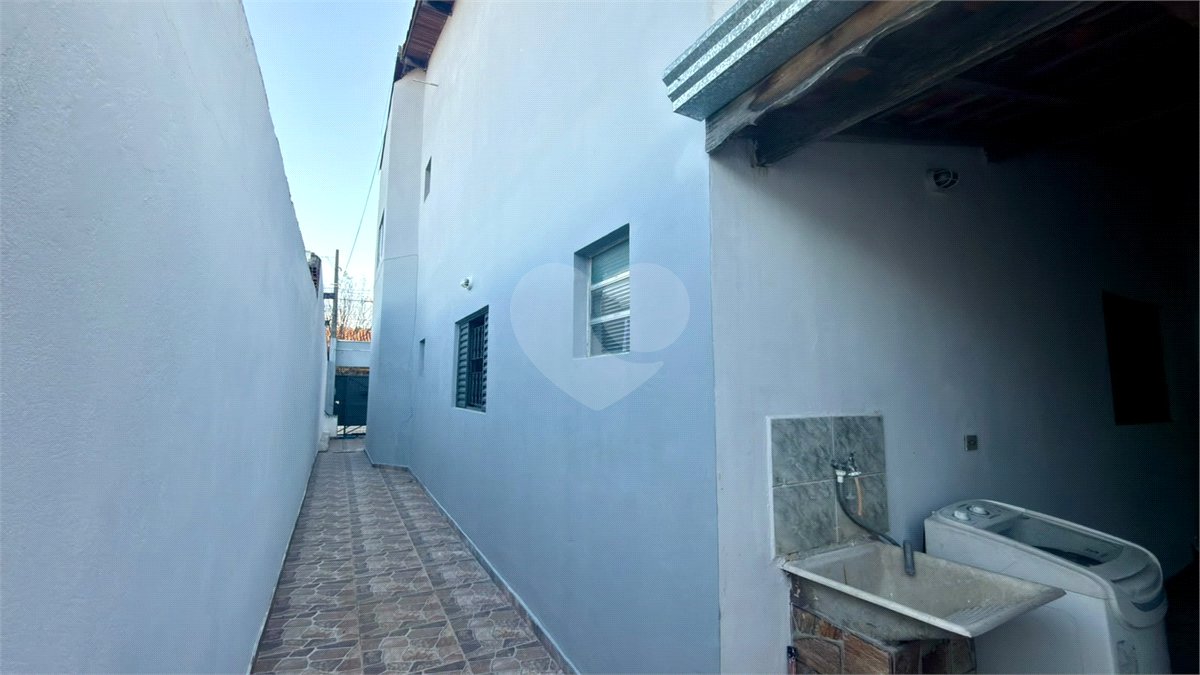 Sobrado à venda com 4 quartos, sendo 1 suíte, em Jardim Wanel Ville V, Sorocaba, SP