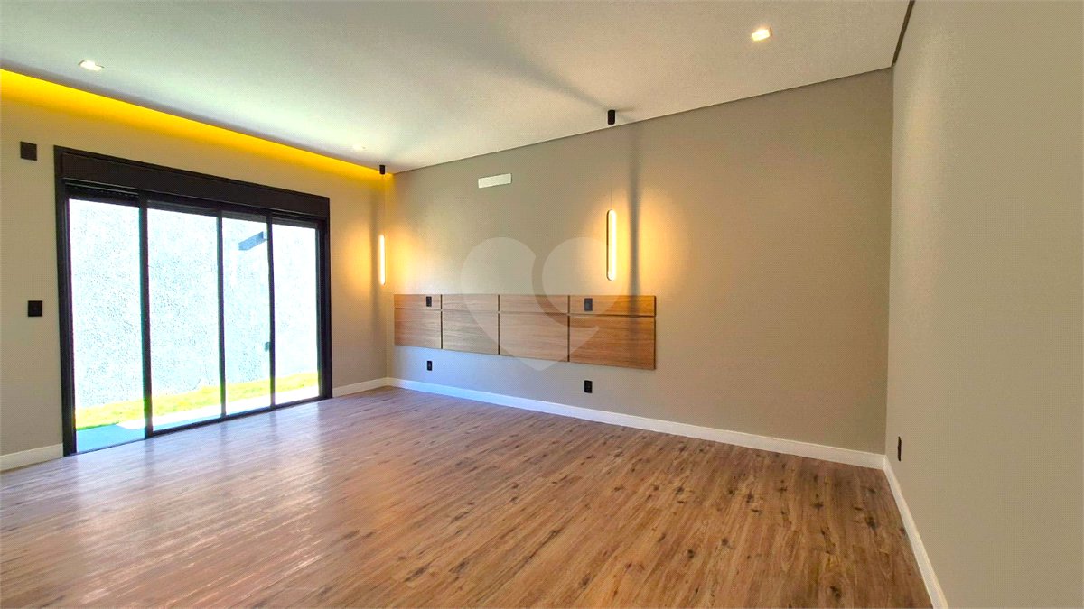Casa à venda com 4 suítes no condomínio Residencial Saint Patrick, Sorocaba - SP