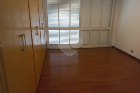 Apartamento à venda com 3 quartos, sendo 1 suíte, em Jardim Paulista, São Paulo, SP
