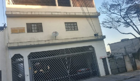 Sobrado à venda com 2 quartos, sendo 1 suíte,  em Jardim Umarizal, São Paulo, SP