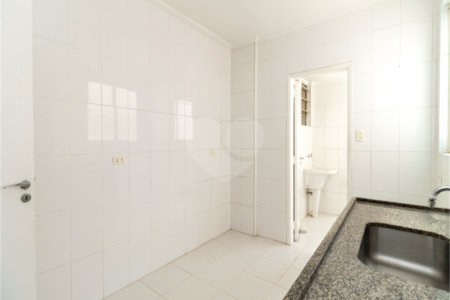 Apartamento à venda com 3 quartos, sendo 1 suíte, em Pinheiros, São Paulo, SP
