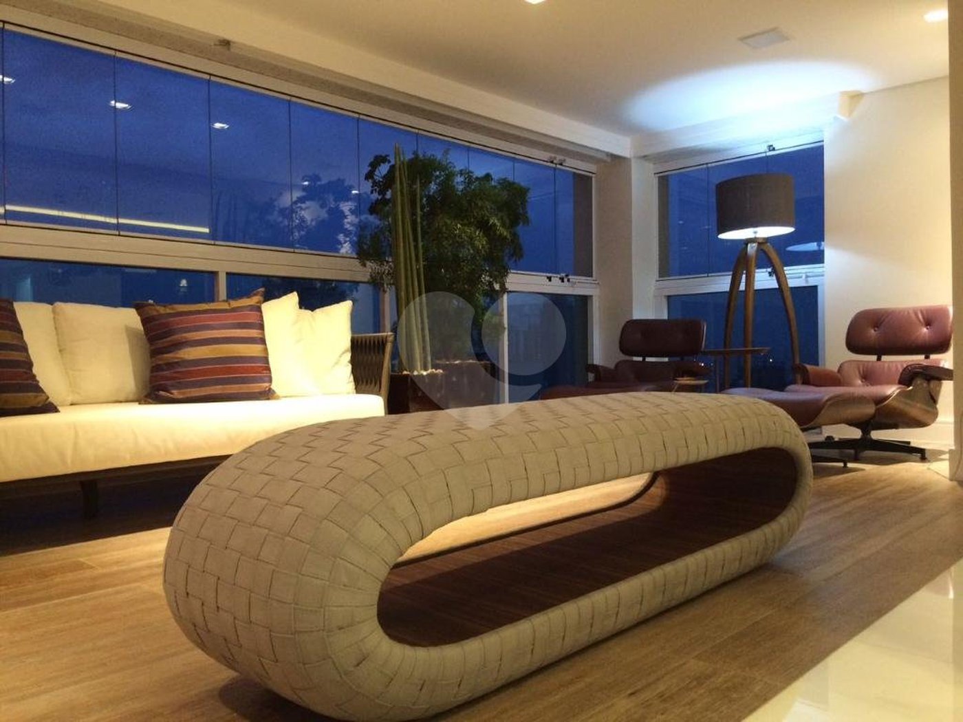 Apartamento à venda com 3 suítes em Vila Gomes Cardim, São Paulo, SP