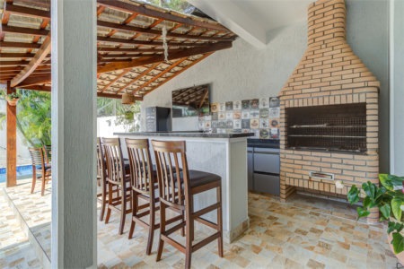 Casa à venda com 5 quartos, sendo 3 suítes, em Chácara Monte Alegre, São Paulo, SP