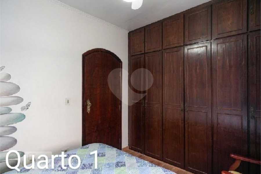 Sobrado à venda com 3 quartos, sendo 1 suíte, em Parque São Domingos, São Paulo, SP