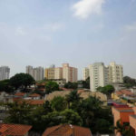 Casa à venda com 3 quartos, sendo 1 suíte, em Jardim Londrina, São Paulo, SP