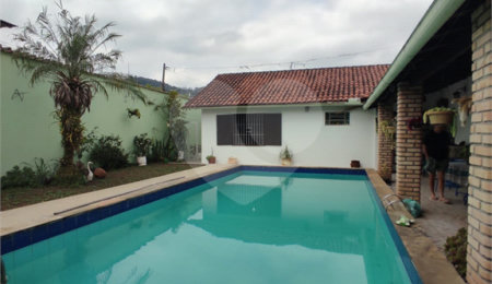 Casa Térrea à venda com 2 quartos, sendo 1 suíte,  em Tremembé, São Paulo, SP