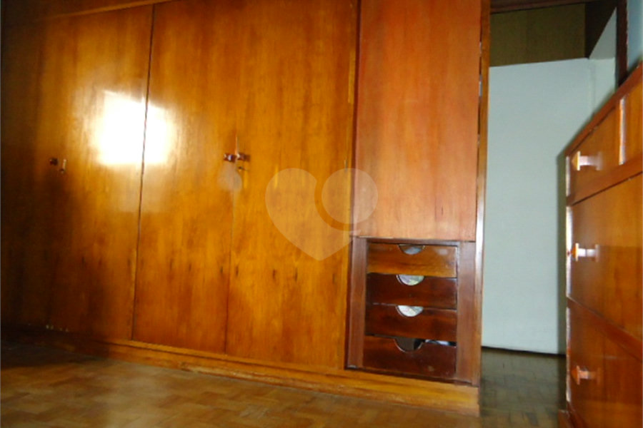 Sobrado à venda com 4 quartos em Santana, São Paulo, SP