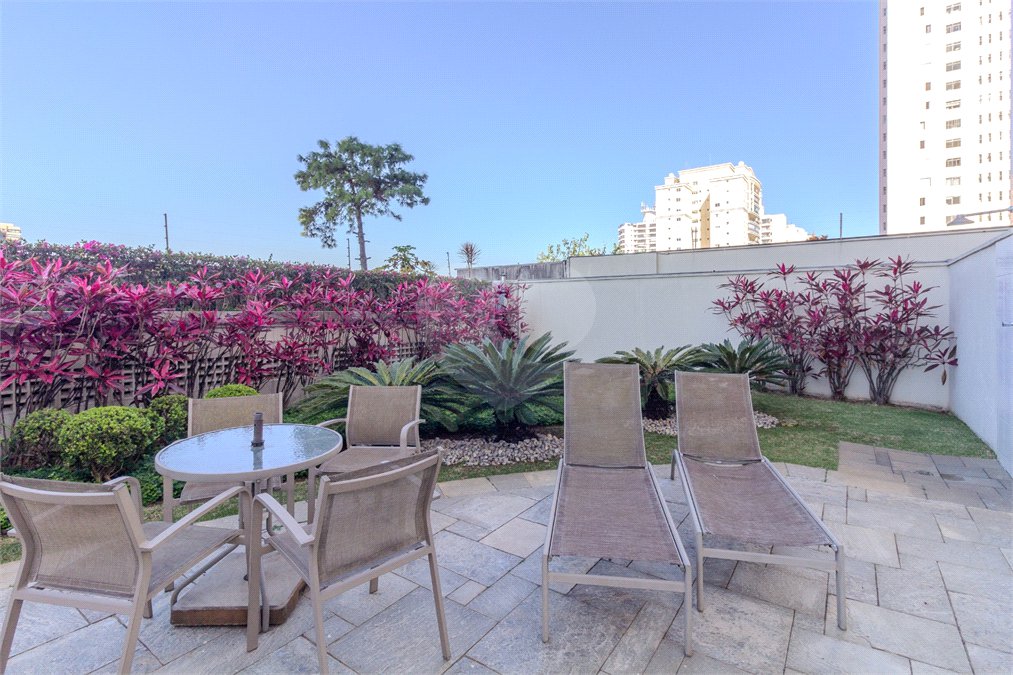 Apartamento à venda com 3 suítes em Vila Ipojuca, São Paulo, SP