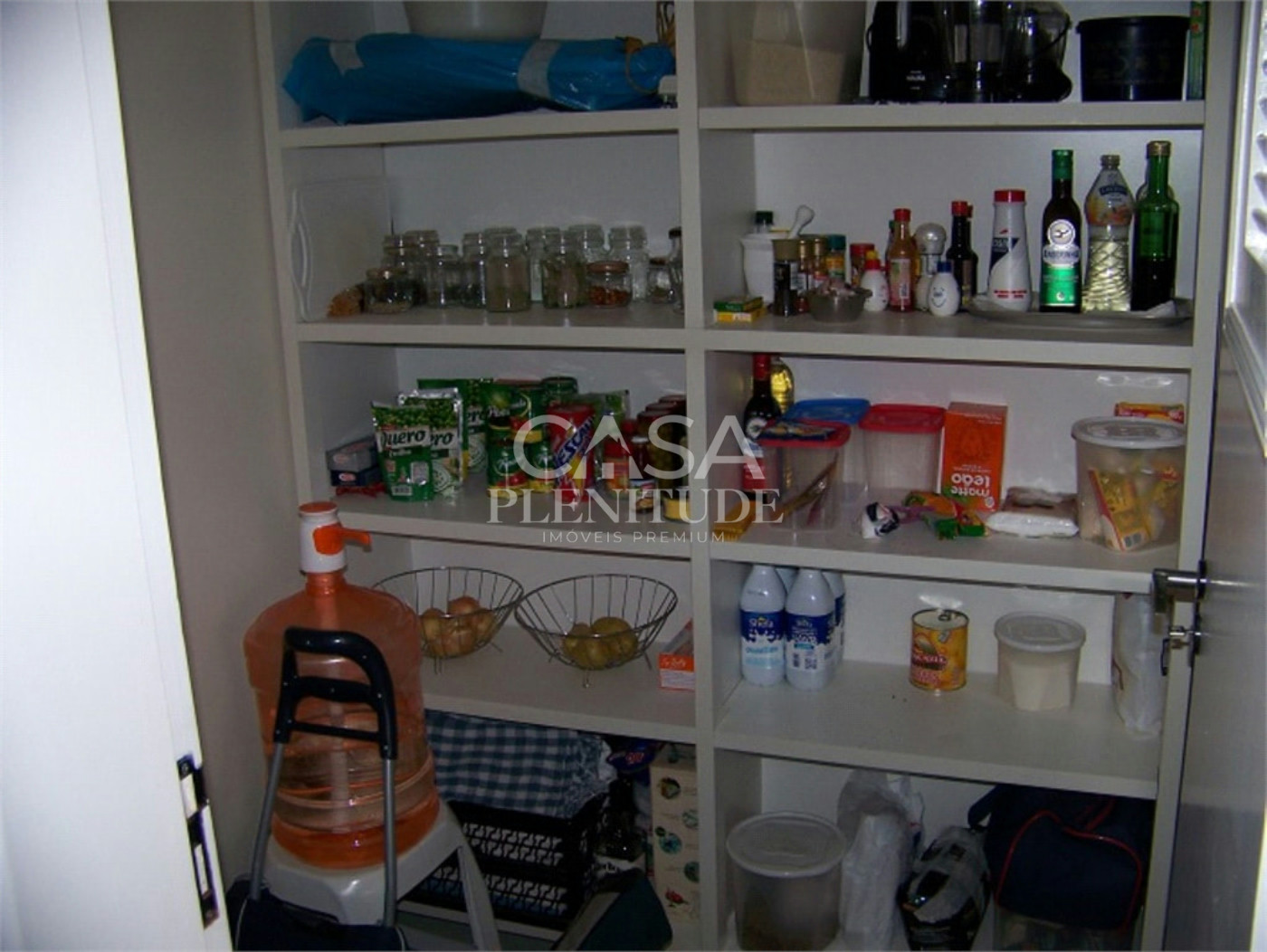 Casa em condomínio à venda com 3 quartos, sendo 1 suíte, em Aparecidinha, Sorocaba, SP