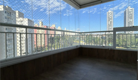 Apartamento à venda com 3 quartos, sendo 1 suíte,  em Jardim Umarizal, São Paulo, SP