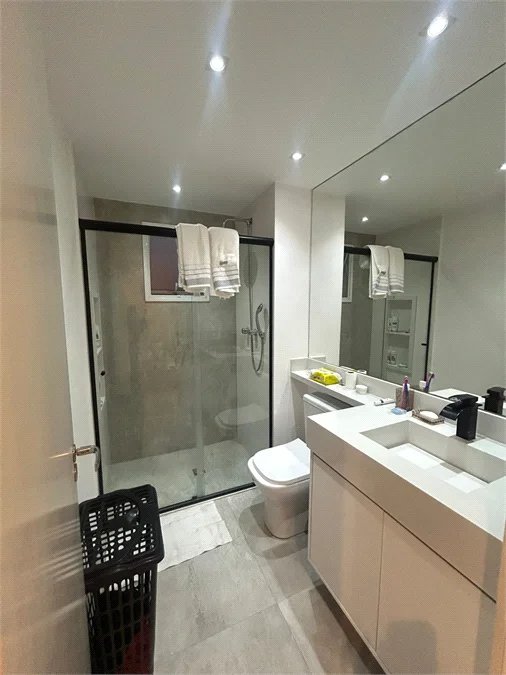 Apartamento à venda com 3 quartos, sendo 1 suíte,  em Jardim Vazani, São Paulo, SP