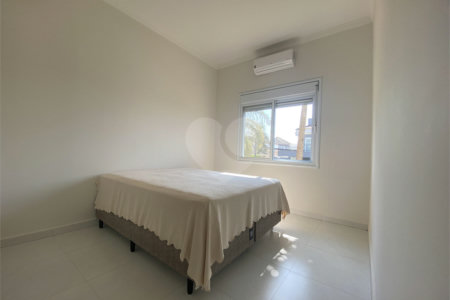 Casa à venda com 3 suítes no condomínio Palmeiras Imperiais, Salto - SP