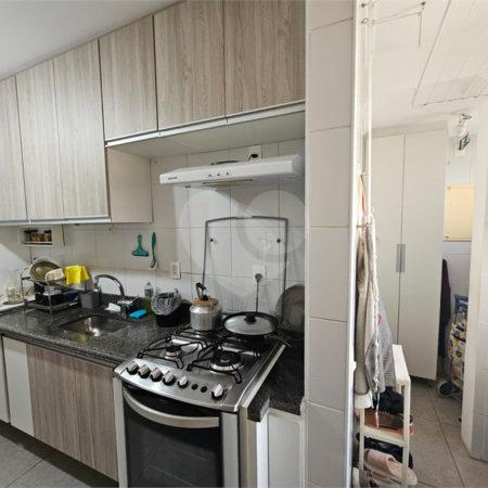 Apartamento à venda com 3 quartos, sendo 1 suíte, em Jardim Marajoara, São Paulo, SP