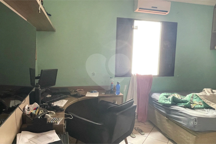 Sobrado à venda com 3 quartos, sendo 1 suíte, em Vila Guilherme, São Paulo, SP