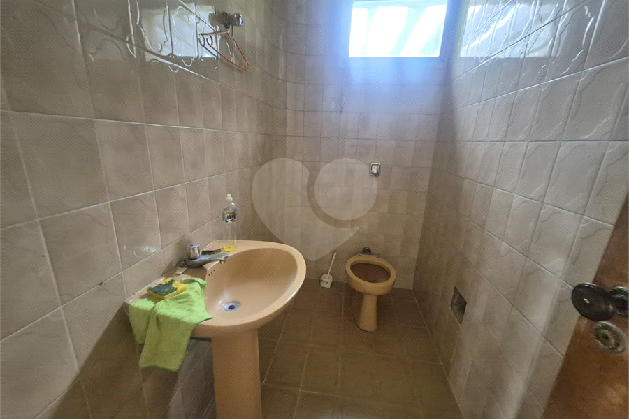 Casa à venda com 3 quartos, sendo 1 suíte, no condomínio Alpes da Cantareira, Mairiporã - SP