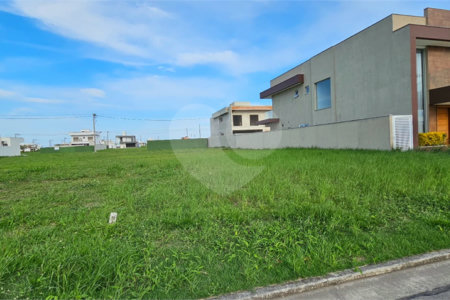 Terreno à venda em Ogiva, Cabo Frio, RJ