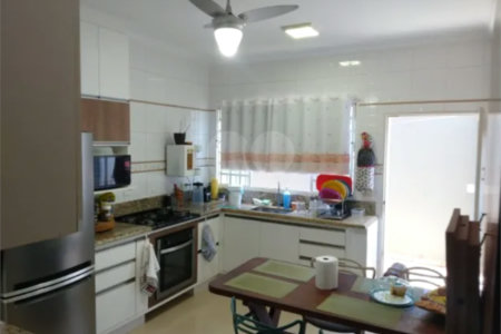 Sobrado à venda com 5 quartos, sendo 3 suítes, em Ribeirânia, Ribeirão Preto, SP