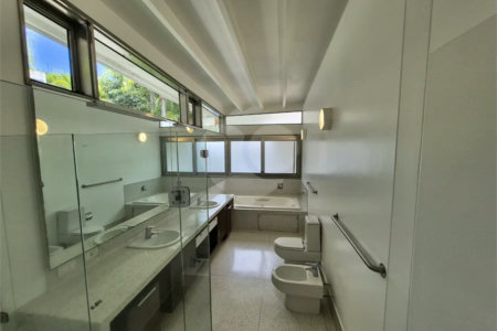 Casa a venda ou locação no Tamboré 1